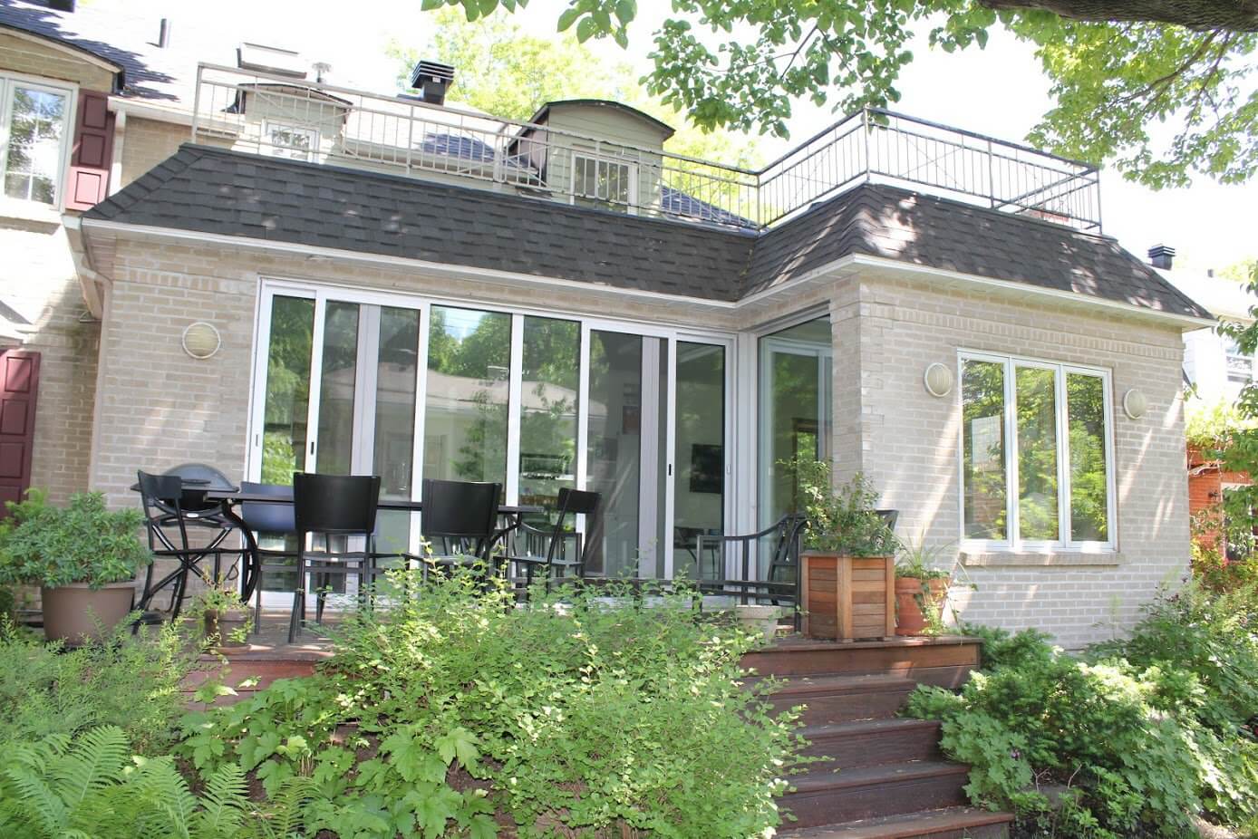 Agrandissement d'une maison sur la Rive-Sud de Montréal (Travaux par Construction Précellence)
