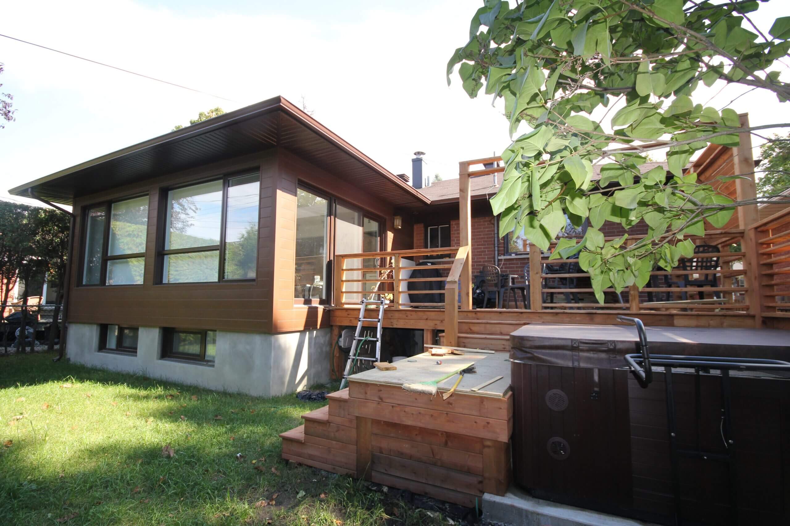 Travaux d'agrandissement résidentiel sur un bungalow dans le quartier Rosemont à Montréal (Travaux par Construction Précellence)